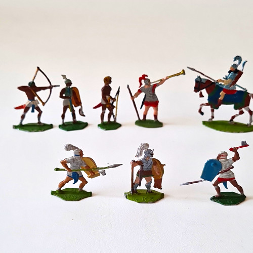 Bemalte flache zinnfiguren - bemalte,